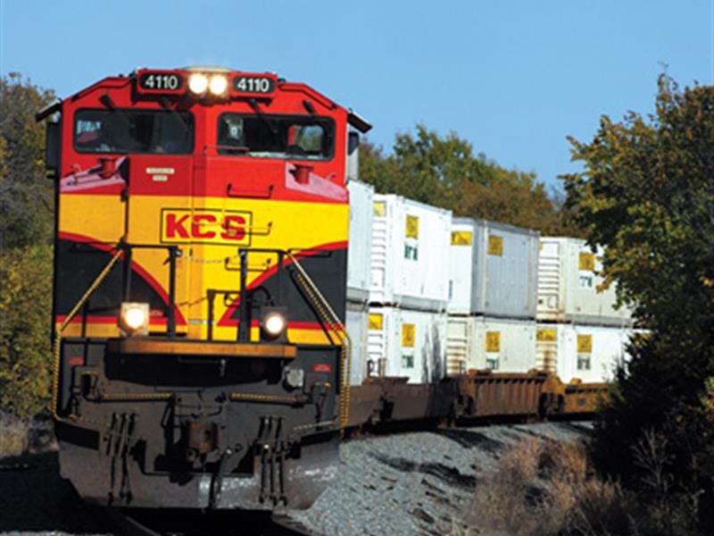 Kansas City Southern (KCS) reported revenue of $ 547.9 million on Friday, a 23% decrease from the second quarter of 2019.