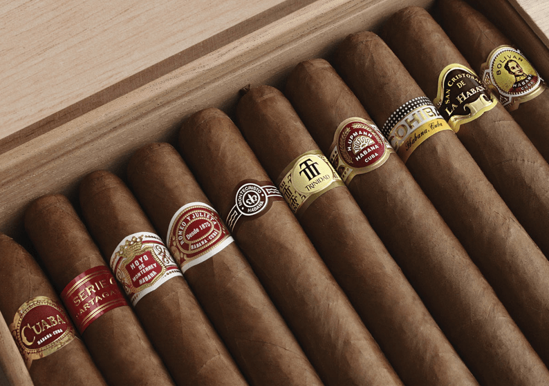 La elaboración de puros está en manos del Estado y su comercialización internacional la realiza en exclusiva Habanos S.A.