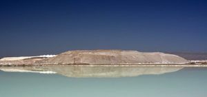 Chile es un importante proveedor mundial de cobre, litio, molibdeno, oro y plata.