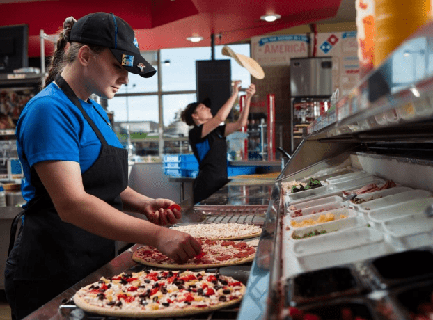 Domino’s Pizza, Inc. se mantuvo como la empresa de reparto de pizzas número uno en Estados Unidos con una participación del 35% en la entrega de pizzas.