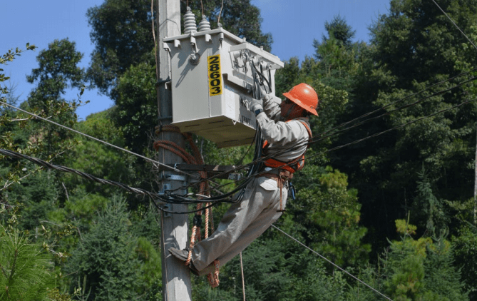 Of the total net electric power generated in 2019 by the Federal Electricity Commission (CFE), 15.9% was clean and included hydroelectric, nuclear, geothermal, wind and photovoltaic generation.