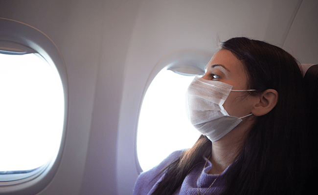 Air travel travelers face the risk of penalties for refusing to wear face covers.