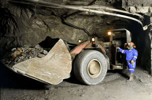 Santacruz Silver Mining Ltd. reported on Tuesday that its wholly owned subsidiary, Carrizal Mining, reached an agreement with Minera Cedros, a wholly owned subsidiary of Industrias Peñoles, to extend the current lease of the Zimapan mine from December 31, 2020 to June 30, 2021.