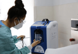 Mexico imported oxygen concentrators, a crucial device at a certain stage for Covid-19 patients, worth 259.6 million dollars from January to November 2020, a year-on-year increase of 103.1%, according to statistics from the Ministry of Economy.