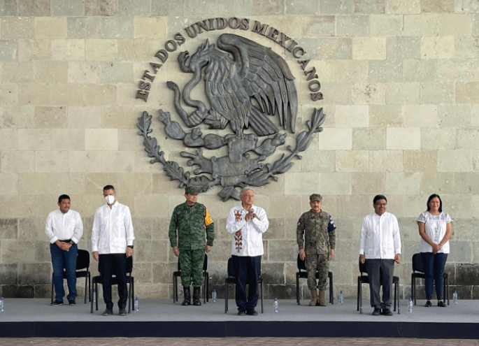 The president of Mexico, Andrés Manuel López Obrador, announced this Sunday an increase in the pension for the elderly provided by the federal government.