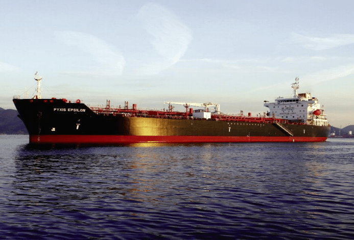 El desarrollo de la producción de petróleo de esquisto en Estados Unidos ha impulsado el transporte marítimo mundial. The development of shale oil production in the United States has boosted global shipping.