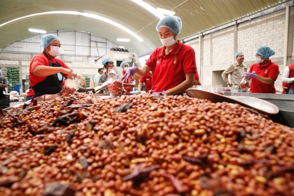 Las importaciones de cacahuates a México crecerán en los ciclos 2020-2021 y 2021-2022 (cada uno iniciado en septiembre), proyectó el Departamento de Agricultura de Estados Unidos (USDA). Peanut imports to Mexico will grow in the 2020-2021 and 2021-2022 cycles (each started in September), the United States Department of Agriculture (USDA) projected.