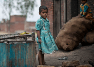 El mundo tendrá hasta 163 millones personas más en pobreza extrema en 2021, según proyecciones de la Conferencia de Naciones Unidas sobre Comercio y Desarrollo (UNCTAD). The world will have up to 163 million more people living in extreme poverty in 2021, according to projections from the United Nations Conference on Trade and Development (UNCTAD).