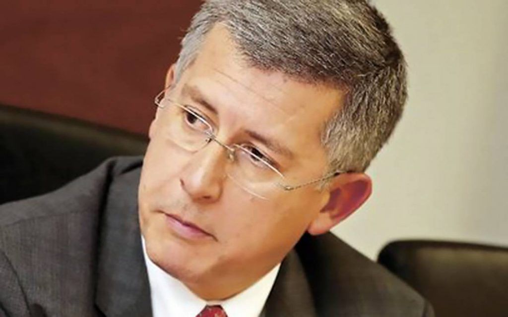 Daniel Rodríguez Cofré será el nuevo director general de FEMSA a partir de 2022, en sustitución de Miguel Eduardo Padilla Silva, informó la empresa en un comunicado. Daniel Rodríguez Cofré will be the new CEO of FEMSA from 2022, replacing Miguel Eduardo Padilla Silva, the company reported in a statement.