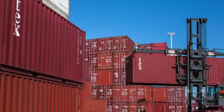 Textainer Group Hondings prevé que los precios de los contenedores seguirán altos para 2021. Textainer Group Hondings expects container prices to remain high by 2021.