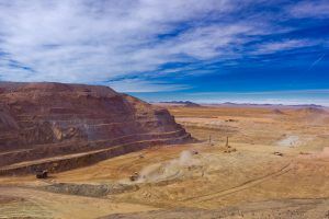 Los 4 principales minerales que más produjo la empresa minera mexicana Fresnillo plc fueron plata, oro, plomo y zinc. The 4 main minerals that the Mexican mining company Fresnillo plc produced the most were silver, gold, lead and zinc.