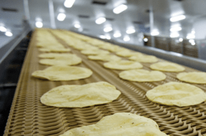 Gruma, uno de los productores más grandes de harina de maíz y tortillas en el mundo, invirtió 541 millones de dólares. Gruma, one of the largest producers of corn flour and tortillas in the world, invested 541 million dollars.