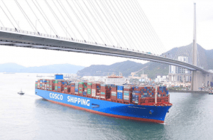 Las navieras del mundo han reducido el índice de puntualidad promedio en las rutas marítimas. The shipping companies of the world have reduced the average punctuality index in the maritime routes.