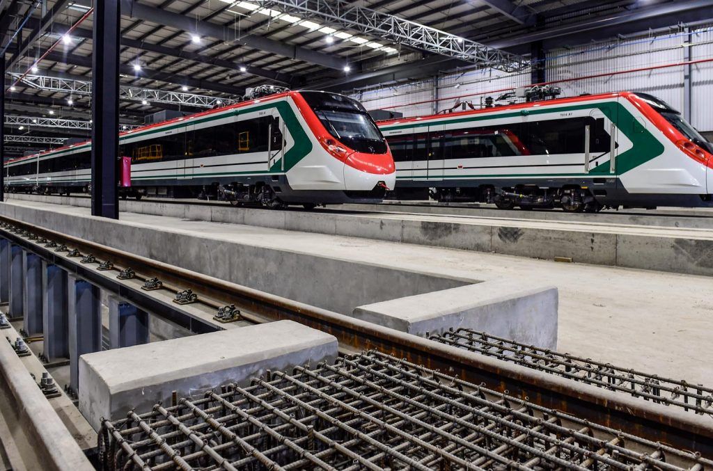 El Fonadin otorgó un apoyo no recuperable para el proyecto del Tren Interurbano México-Toluca por 3,500 millones de pesos. The Fonadin granted non-recoverable support for the Mexico-Toluca Interurban Train project for 3,500 million pesos.