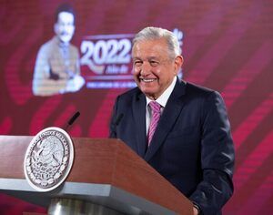 El presidente de México, Andrés Manuel López Obrador, se burló del inicio del proceso de una controversia energética. Mexico's President, Andrés Manuel López Obrador, mocked the initiation of the process of an energy controversy.