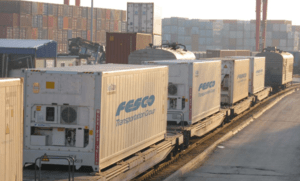 El Departamento de Comercio de Estados Unidos (DOC) refirió que cargadores en ese país han reconvertido contenedores frigoríficos en contenedores secos. The U.S. Department of Commerce (DOC) reported that U.S. shippers have converted reefer containers to dry containers.