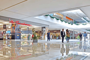 Grupo Sanborns se estancó en el crecimiento del número de sus tiendas al cierre del tercer trimestre de 2022 en comparación con el mismo periodo de 2021. Grupo Sanborns stagnated in the growth of the number of its stores at the end of the third quarter of 2022 compared to the same period of 2021.