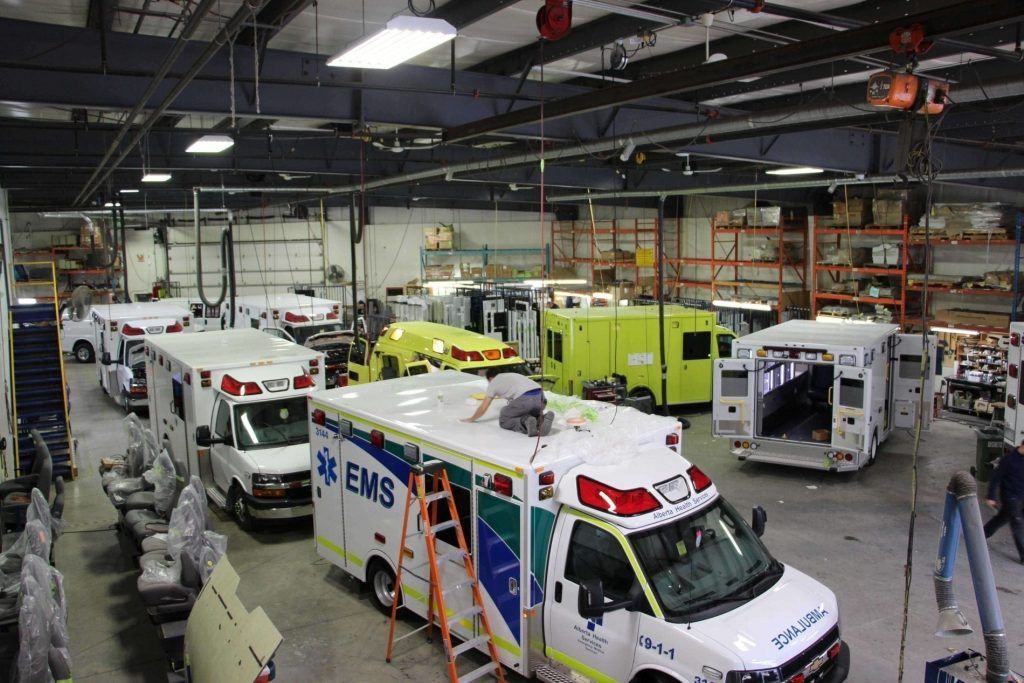 Ambulancias: importaciones y exportaciones estadounidenses. Ambulances: US Imports and Exports. Ambulances : importations et exportations américaines. Ambulâncias: Importações e Exportações dos EUA.